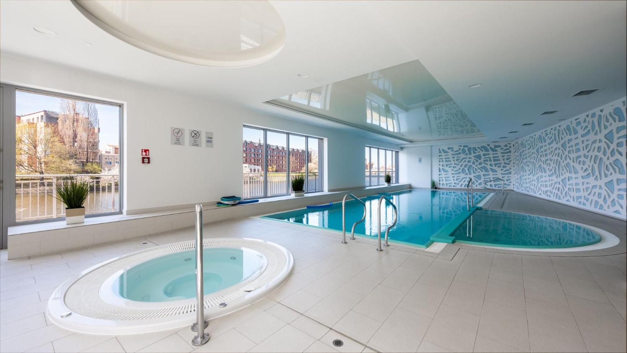 Flatbook Apartments Waterlane Island Spa With Riverview Gdansk Dış mekan fotoğraf